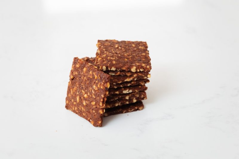 Hazelnut & Cocoa Crisp 90g - Image 3